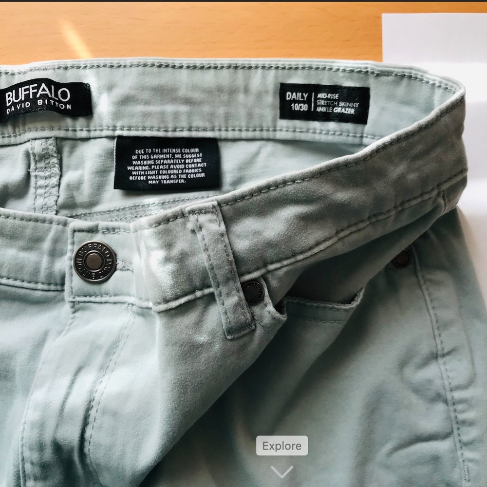 Buffalo David Bitton light green ankle mid-rise stretch skinny jeans size 10/30